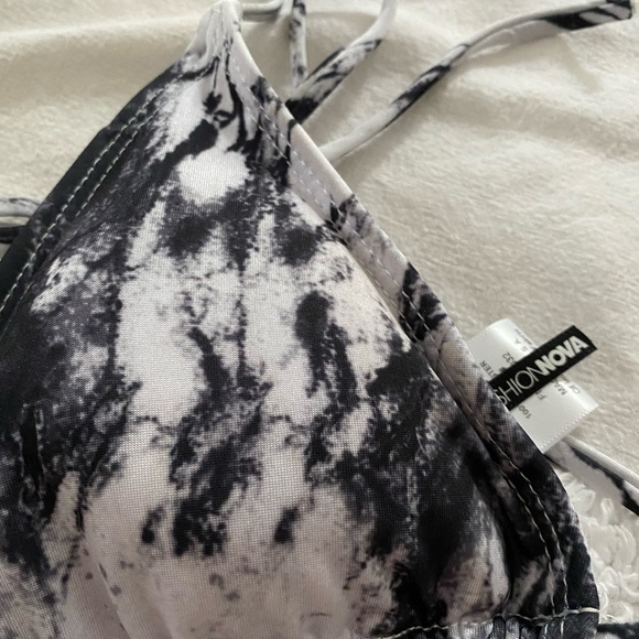 FASHION NOVA marble black and white bikini - Picture 3 of 4